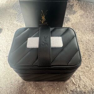 YSL Yves Saint Laurent Beaute ‘Black’ Quilted Premium Vanity Bag